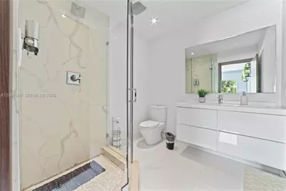 2200 NE 192nd St, Miami, FL 33180 - Photo 27