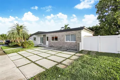 2200 NE 192nd St, Miami, FL 33180 - Photo 39