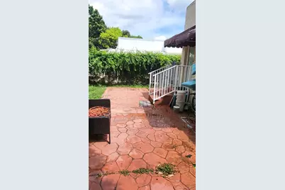 3057 SW 14th St, Miami, FL 33145 - Photo 15