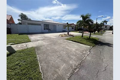7577 W 5th Ln, Hialeah, FL 33014 - Photo 1