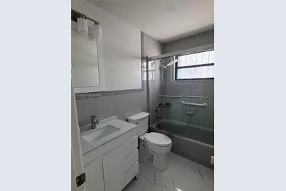 7577 W 5th Ln, Hialeah, FL 33014 - Photo 19