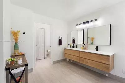 18222 SW 27 Street, Miramar, FL 33029 - Photo 11