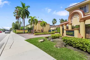 8210 NW 10th St, Miami, FL 33126 - Photo 23