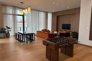 11 NE 6th St, Miami, FL 33132 - Photo 27