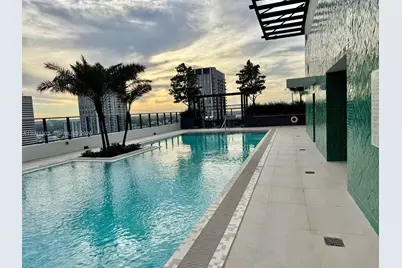11 NE 6th St #801, Miami, FL 33132 - Photo 21