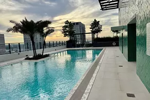 11 NE 6th St, Miami, FL 33132 - Photo 21
