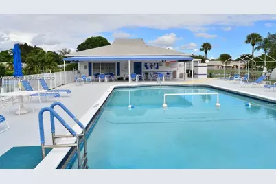 557 High Point Dr #B, Delray Beach, FL 33445 - Photo 11