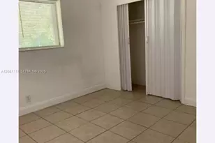 401 SW 8th St, Hallandale Beach, FL 33009 - Photo 15