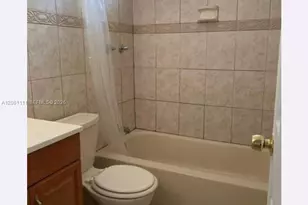 401 SW 8th St, Hallandale Beach, FL 33009 - Photo 9