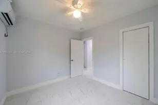 425 NW 14th Way, Fort Lauderdale, FL 33311 - Photo 9