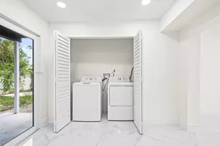 3651 SW 40th Ave, West Park, FL 33023 - Photo 19