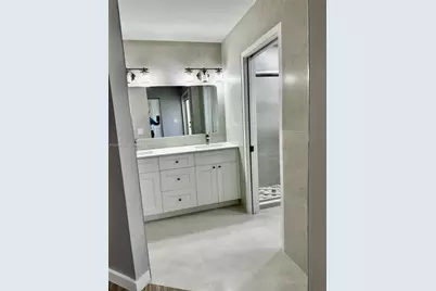 12851 NW 11th St, Miami, FL 33182 - Photo 15