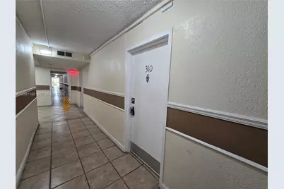 4550 NW 9th St #310E, Miami, FL 33126 - Photo 13