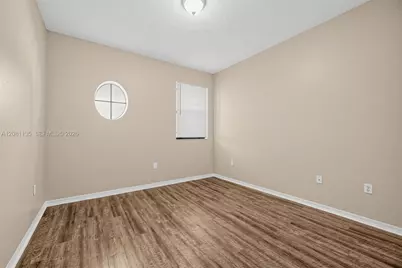 627 NE 35th Ave, Homestead, FL 33033 - Photo 11