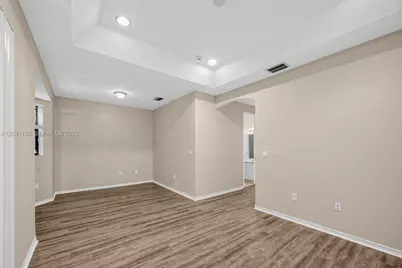 627 NE 35th Ave, Homestead, FL 33033 - Photo 15