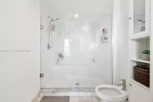 888 Biscayne Blvd, Miami, FL 33132 - Photo 11
