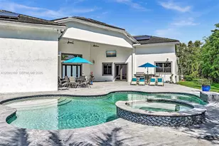 1540 SW 115th Ave, Davie, FL 33325 - Photo 11