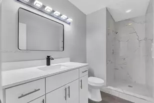 7402 NW 75th St, Tamarac, FL 33321 - Photo 15