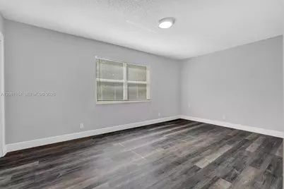7402 NW 75th St, Tamarac, FL 33321 - Photo 17