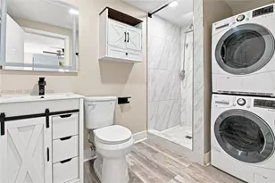1621 NE 25th St, Wilton Manors, FL 33305 - Photo 17