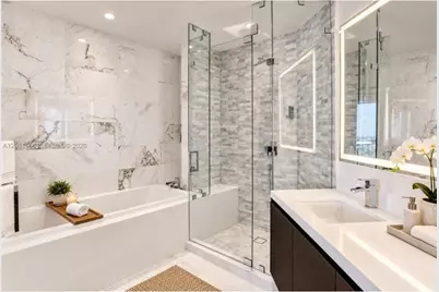 851 NE 1st Ave #3510, Miami, FL 33132 - Photo 9