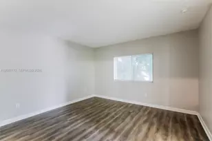 3432 NE 3rd Dr, Homestead, FL 33033 - Photo 9