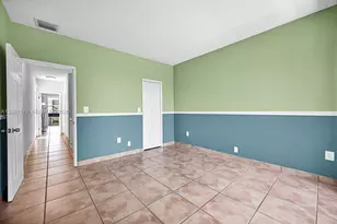 9133 Fontainebleau Blvd, Miami, FL 33172 - Photo 41
