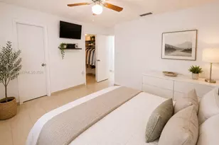 8772 SW 11th St, Miami, FL 33174 - Photo 15