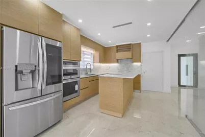 728 Majorca Ave, Coral Gables, FL 33134 - Photo 5