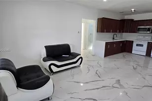12140 SW 218th St, Miami, FL 33170 - Photo 3