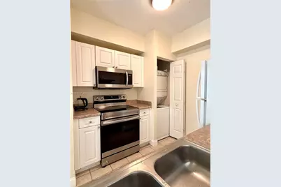 17150 N Bay Rd #2419, Sunny Isles Beach, FL 33160 - Photo 5