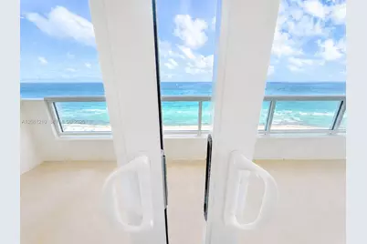 5601 Collins Av #PH-2, Miami Beach, FL 33140 - Photo 5