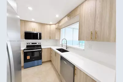 5601 Collins Av #PH-2, Miami Beach, FL 33140 - Photo 13