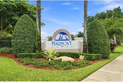 1533 W Harmony Lake Cir, Davie, FL 33324 - Photo 23