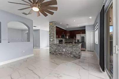 16570 SW 70th St, Miami, FL 33193 - Photo 39