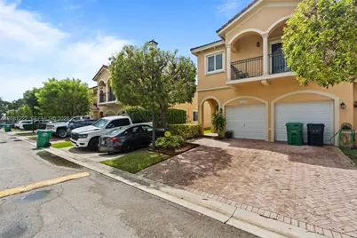 16570 SW 70th St, Miami, FL 33193 - Photo 29