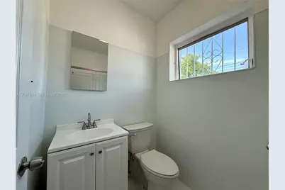 1060 SW 29th Ave #2901, Miami, FL 33135 - Photo 7