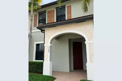 3344 W 105th Ter, Hialeah, FL 33018 - Photo 1