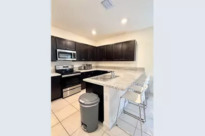 3344 W 105th Ter, Hialeah, FL 33018 - Photo 5