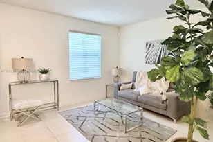 3344 W 105th Terrace, Hialeah, FL 33018 - Photo 3