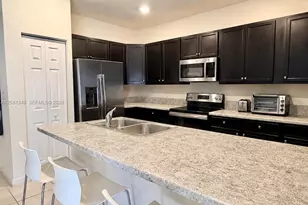 3344 W 105th Terrace, Hialeah, FL 33018 - Photo 7