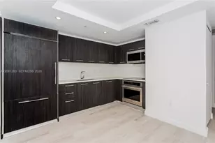 45 SW 9th St, Miami, FL 33130 - Photo 5