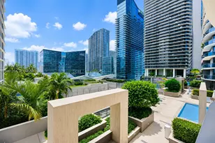 55 SW 9th St, Miami, FL 33130 - Photo 9