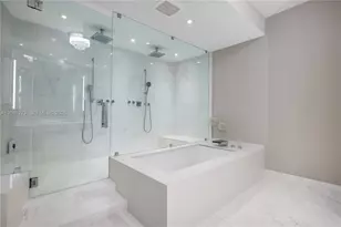 18555 Collins Ave, Sunny Isles Beach, FL 33160 - Photo 13