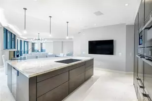 18555 Collins Ave, Sunny Isles Beach, FL 33160 - Photo 5