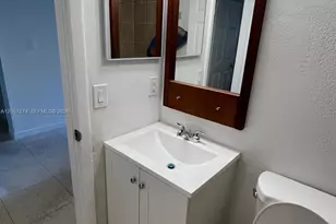 4178 Lakeside Dr, Tamarac, FL 33319 - Photo 13