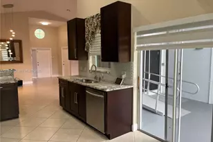 248 NW 47th Ave, Deerfield Beach, FL 33442 - Photo 5