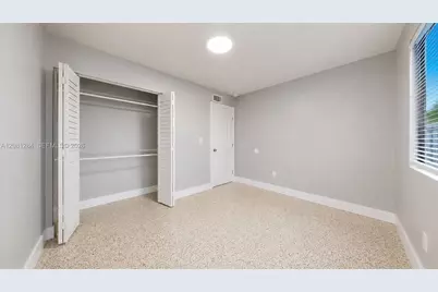 101 W 11th St #5, Hialeah, FL 33010 - Photo 23