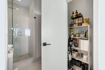 480 NE 31st St #1502, Miami, FL 33137 - Photo 5