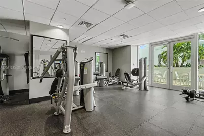 2275 Biscayne Blvd #1004, Miami, FL 33137 - Photo 27